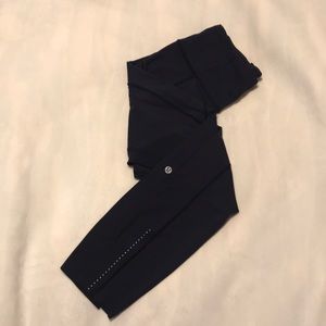 Lululemon Fast n Free 7/8 tight navy size 6